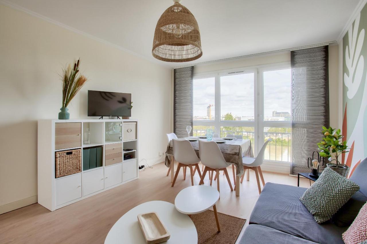 Escapade Sur L'Ile De Nantes Avec Vue Sur La Loire Apartment Ngoại thất bức ảnh