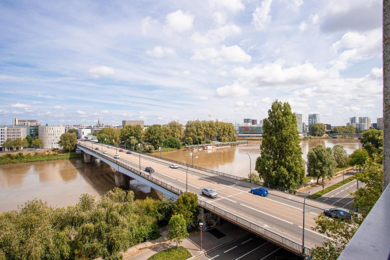 Escapade Sur L'Ile De Nantes Avec Vue Sur La Loire Apartment Ngoại thất bức ảnh